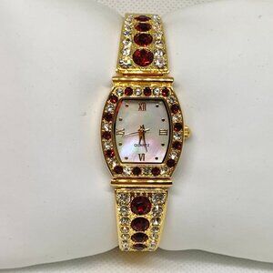 Danbury Mint Birthstone women Watch good tone Mop dial 22mm size 6.5” running